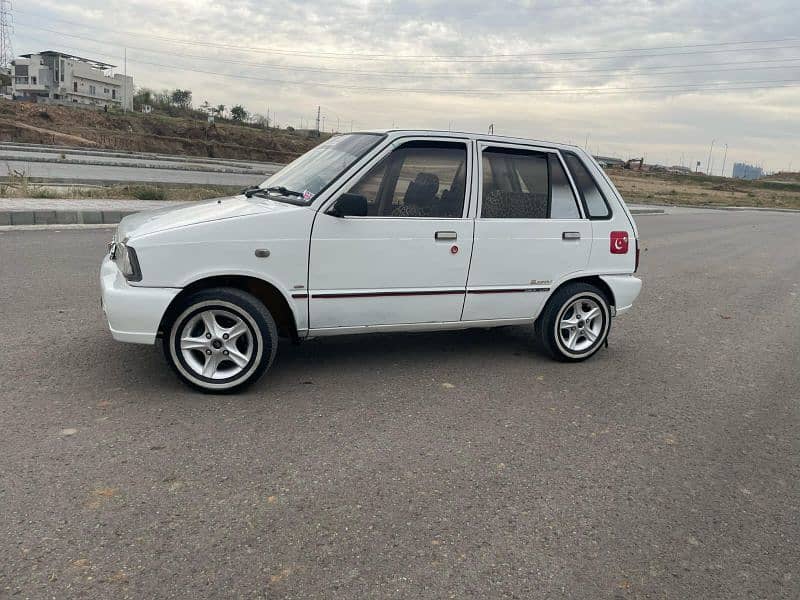 Suzuki Mehran 2012 3