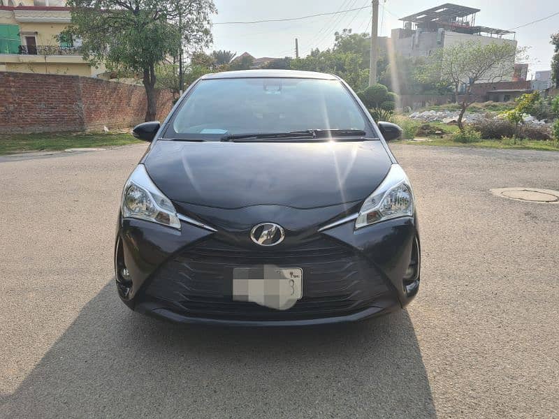 Toyota Vitz 2017/2021 4