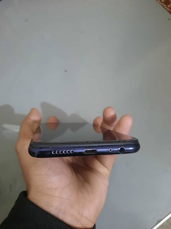 Oppo f9 8/256 approved urgent sale 4