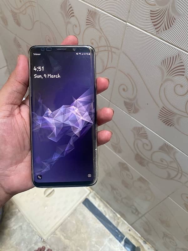 selling S9 plus 256gb duel sim 3