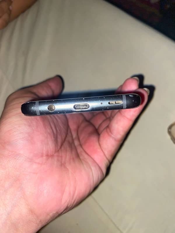 selling S9 plus 256gb duel sim 10