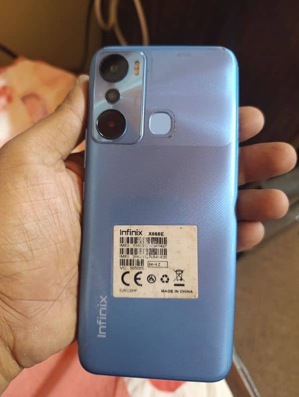 Infinix 20 i 0