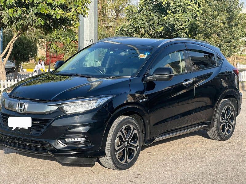 Honda Vezel Z Sensing Model 2018 Import 2023 - Unregistered 0