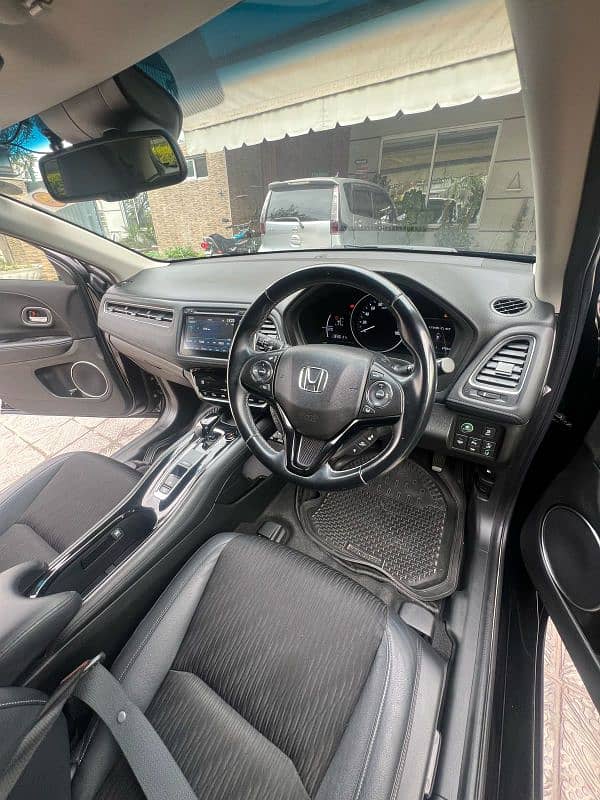 Honda Vezel Z Sensing Model 2018 Import 2023 - Unregistered 10