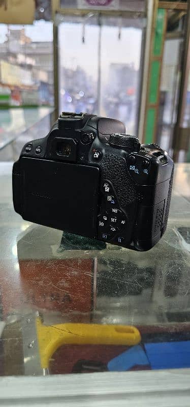 Canon 700d with 18-55mm  kit lens is available for sale. 8