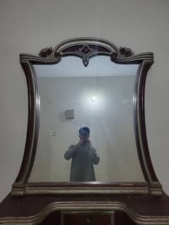 dressing table with mirror