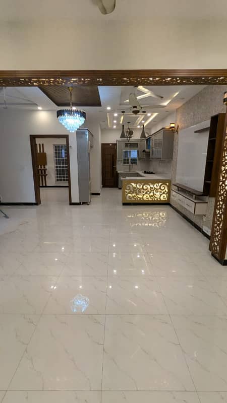 3 Bedrooms Luxury HOuse For Sale In Bahria Town Jinnah Block 1