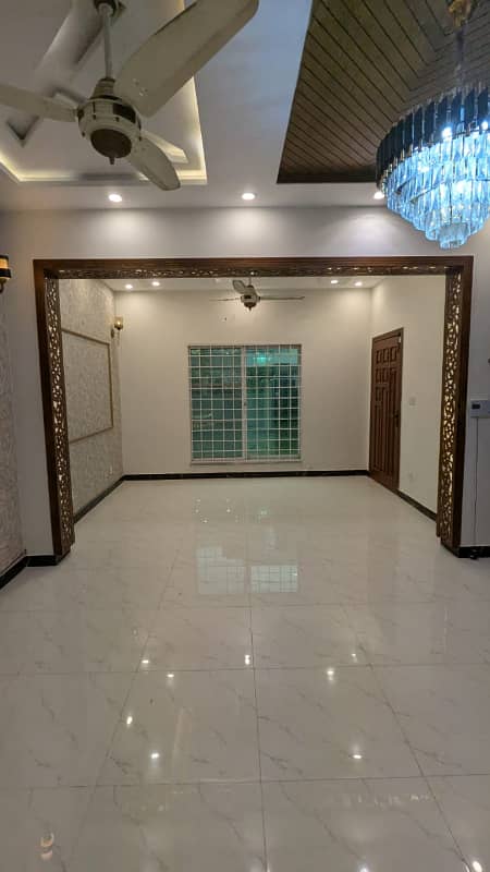 3 Bedrooms Luxury HOuse For Sale In Bahria Town Jinnah Block 4