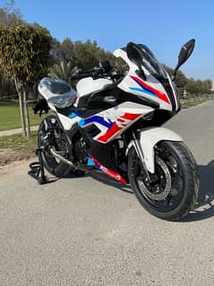 BMW S1000RR replica 400cc dual cylinder