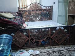 king size iron bed, good condition