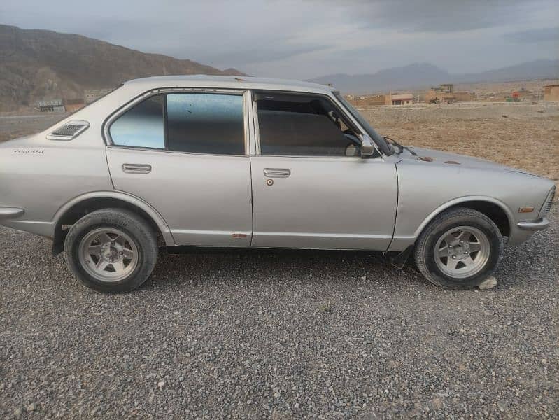 Toyota Corolla 1974 3