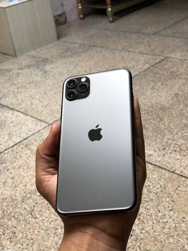 Iphone 11 pro max factory unlock 64Gb 1