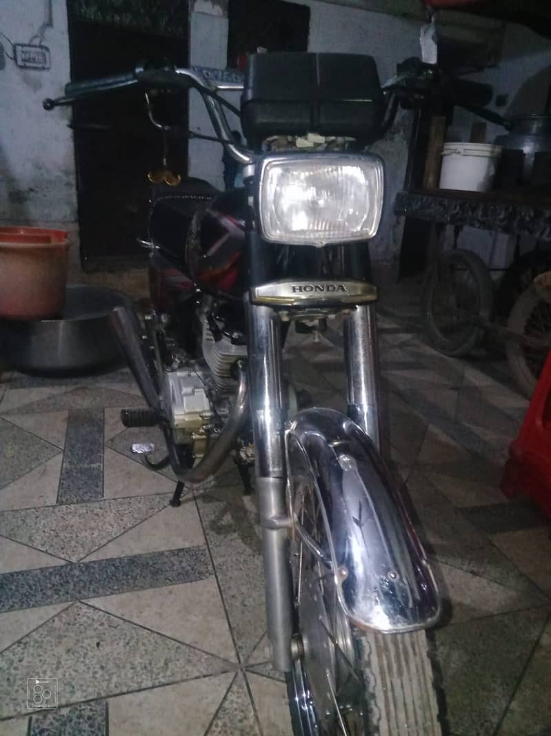 Honda CG 125 2011 5