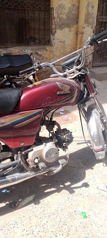 Honda 70 sale urgent ha 2