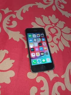 iPhone 5s (Grey, 16GB) – Non-PTA – Excellent Condition for Sale!