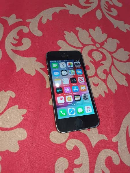 iPhone 5s (Grey, 16GB) – Non-PTA – Excellent Condition for Sale! 0