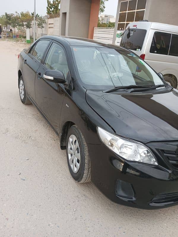 Toyota Corolla GLI 2013 13