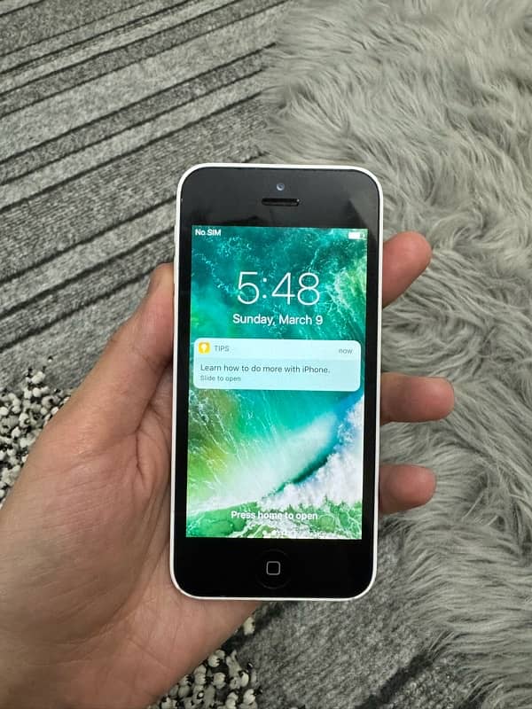 iPhone 5c | Collectible Condition! 8
