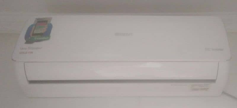 Haier 1 ton DC Inverter AC - Very less used 0