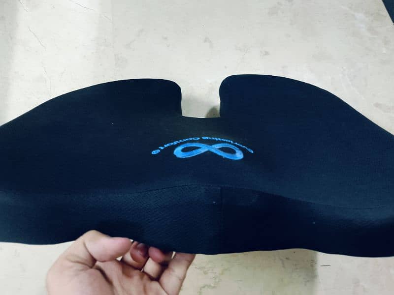 Imported chair cocyx tailbone cushion 7