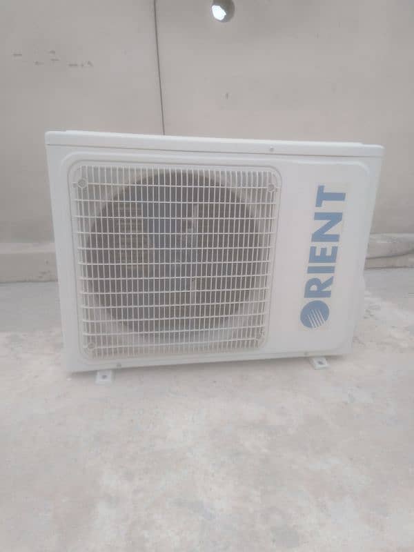 Haier 1 ton DC Inverter AC - Very less used 3