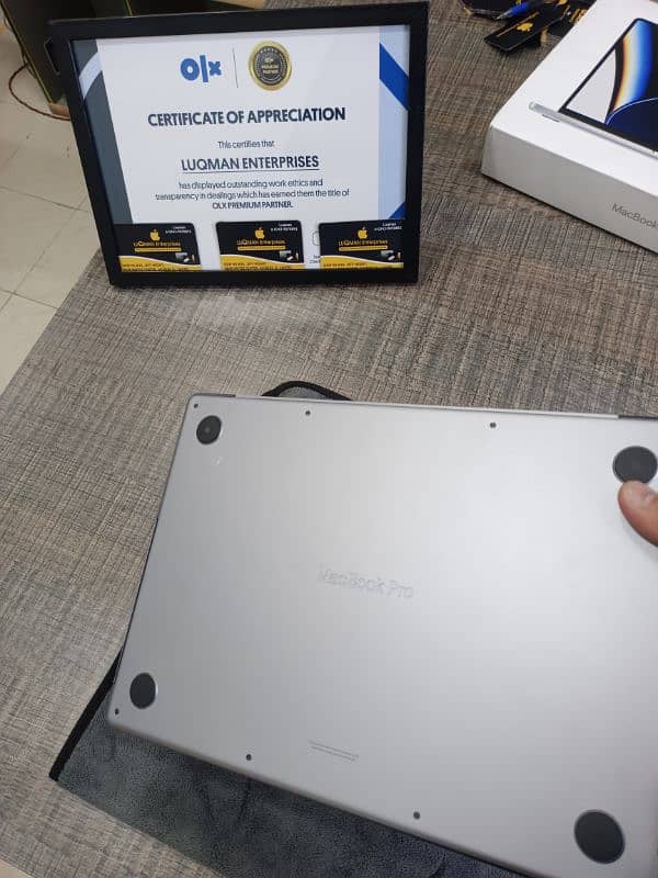 BEST PRICE MACBOOK PRO M2 2023 14 INCH 16GB RAM 512GB PLUS TYPE C HUB 4
