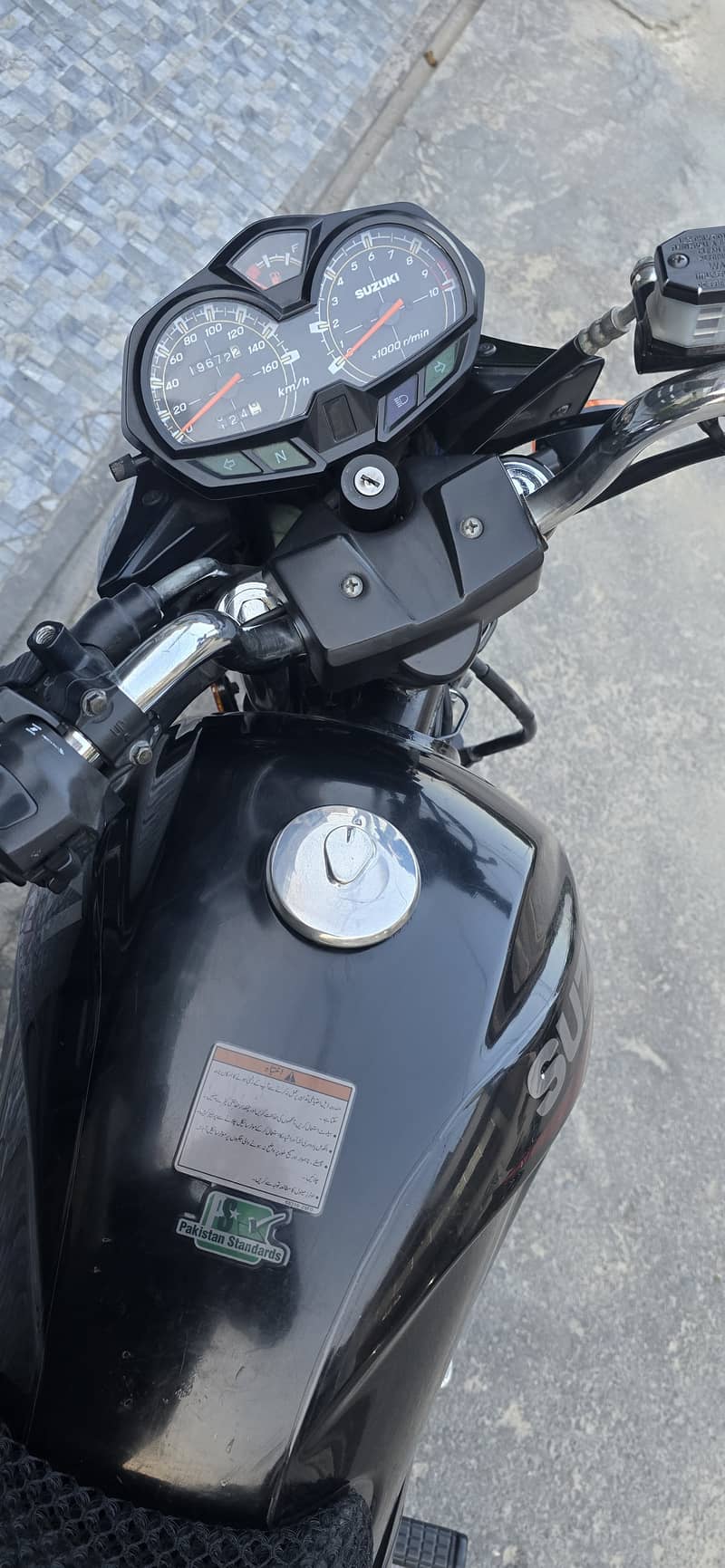 Suzuki GR 150 2018 3