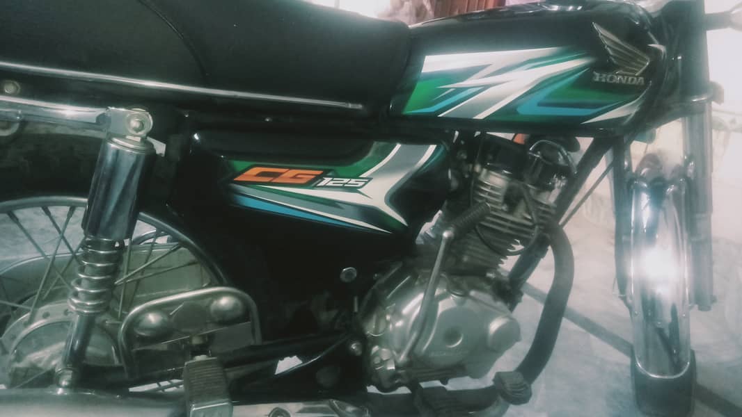 Honda CG 125 2022 Registered 2024 3