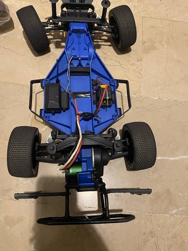 Traxxas Slash 2WD Low CG| Electric Buggy 3