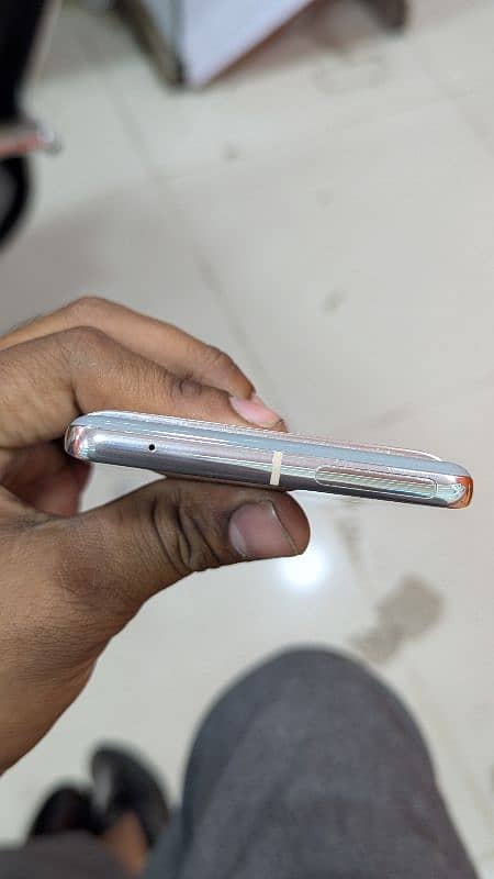 Google pixel 7pro contact no 03171055126 4