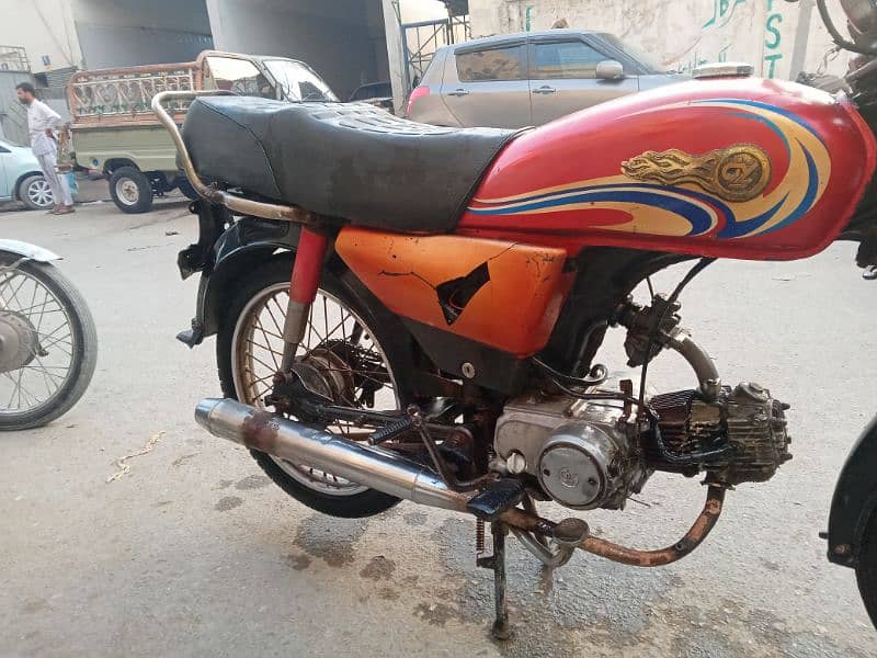 dhoom bike saf sutri shiny nut to nut original condition 4