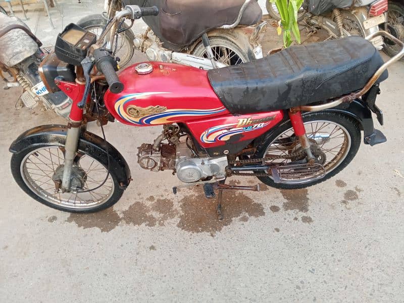 dhoom bike saf sutri shiny nut to nut original condition 17