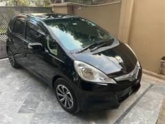 Honda Fit 2011 /15, full option, total genuine, brand new