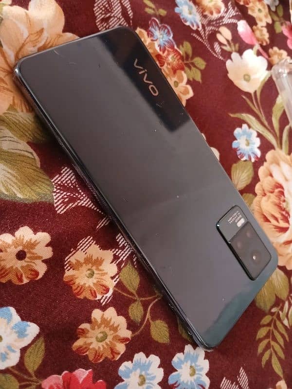 vivo y73 3