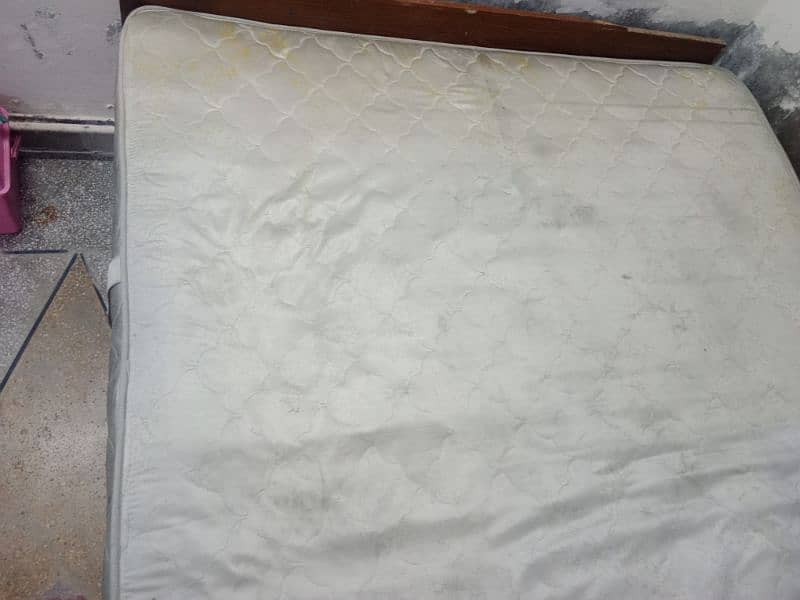 Victoria King size spring mattress with bed contact plz 03015192714 1