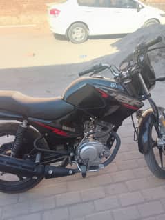 Yamaha like new bike