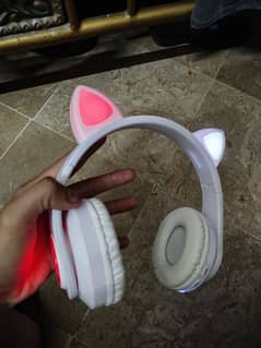 headphone cat style white color