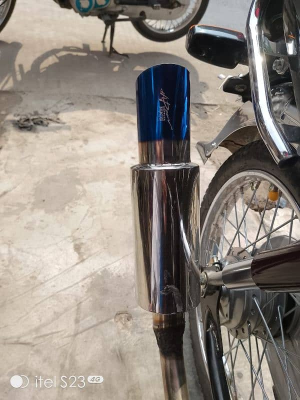 7t Bike exhaust 1