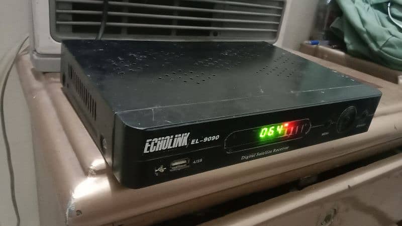 Echo Link Dish receiver Model EL9090 1