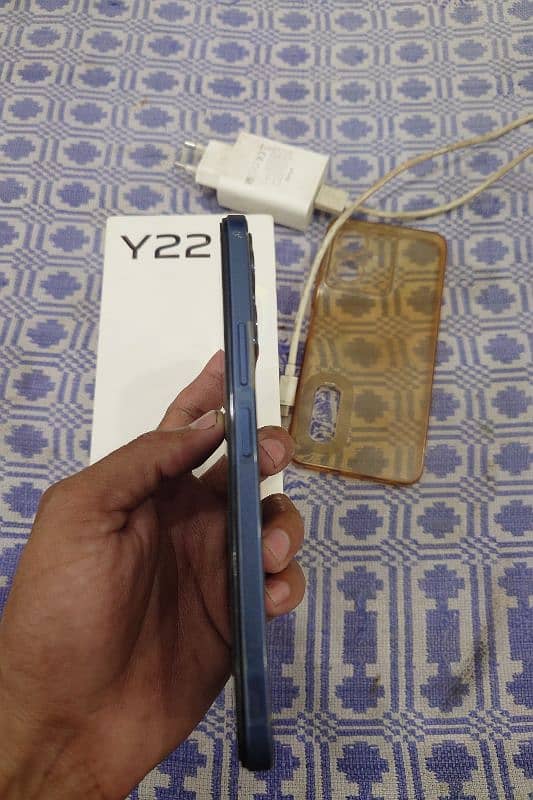 Vivo Y22 3