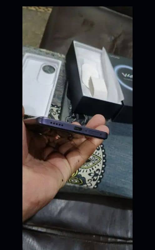 Vivo V40 5g Pta 12/256 gb 2