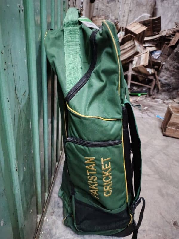 Pakistan team plyers duffle bage new condition 3