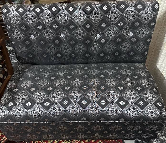 dewan sofa set available for sale 1