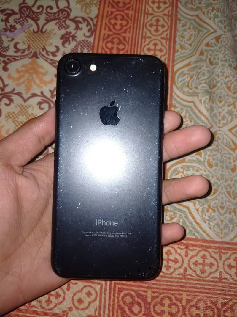 Apple iPhone 7 3