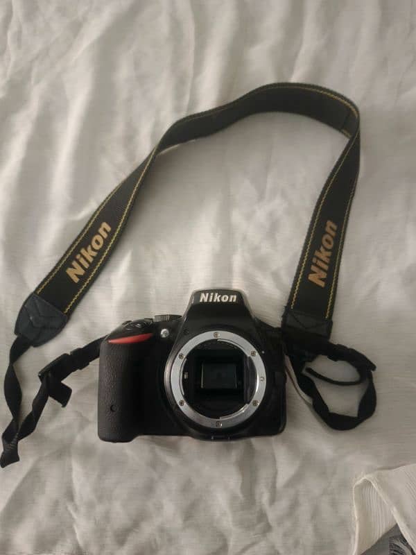 Nikon D-5500 with all accessories 10