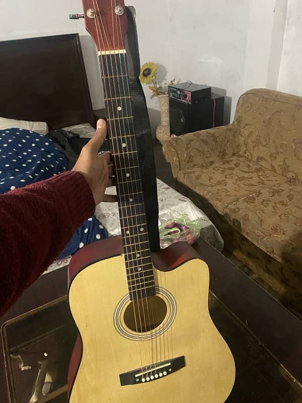 jumbo guitar 1