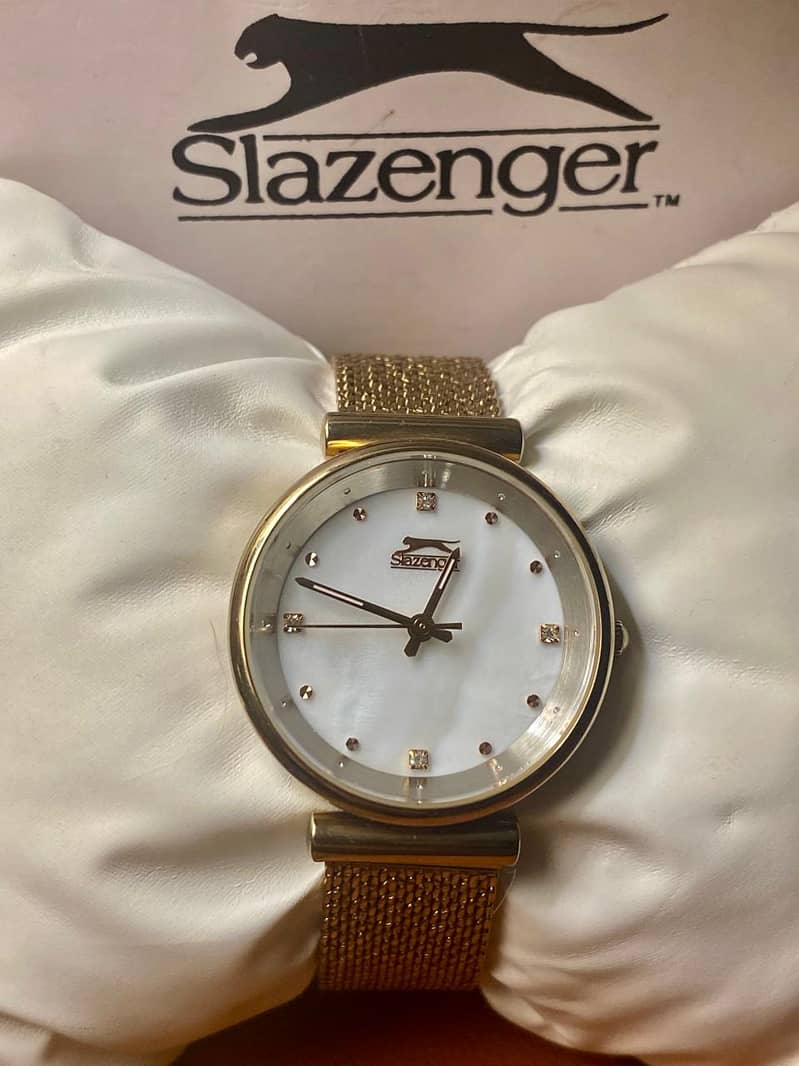 SLAZENGER Analog Wristwatch Milanese Loop Wh White Dial - Original Box 1