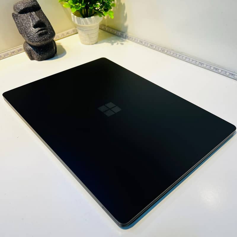 Microsoft Surface Laptop 3 - 10th Gen Intel Core i7 1