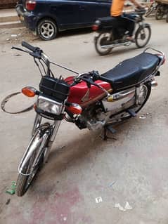 total genuine  honda 125 self start