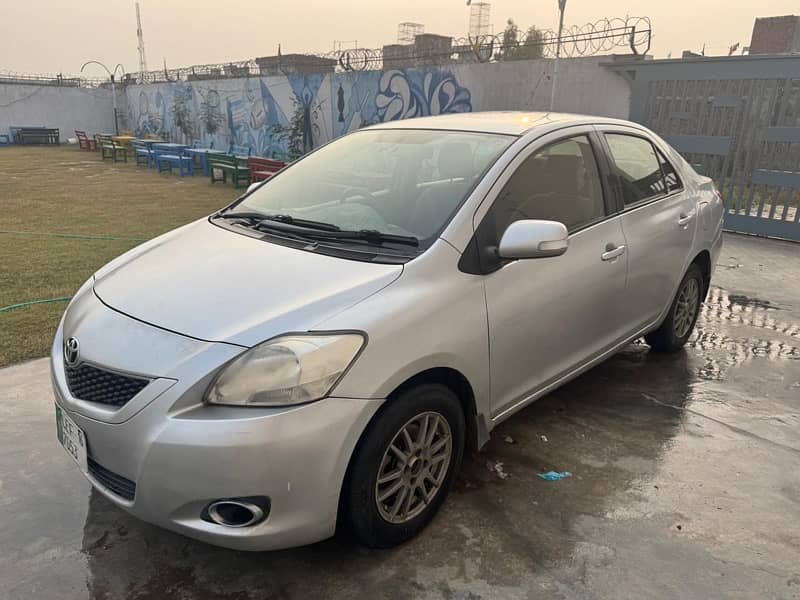 Toyota Belta 2012/16 3